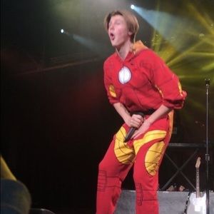 Meet your Posher, Ryya